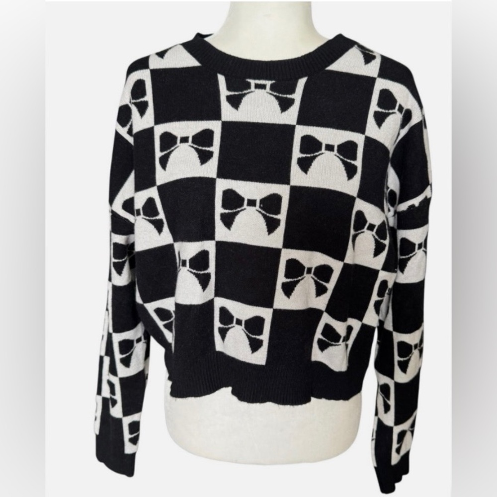 Anthropologie Luna Ivy Black And White Bow Coquette Sweater Size S/M NWOT